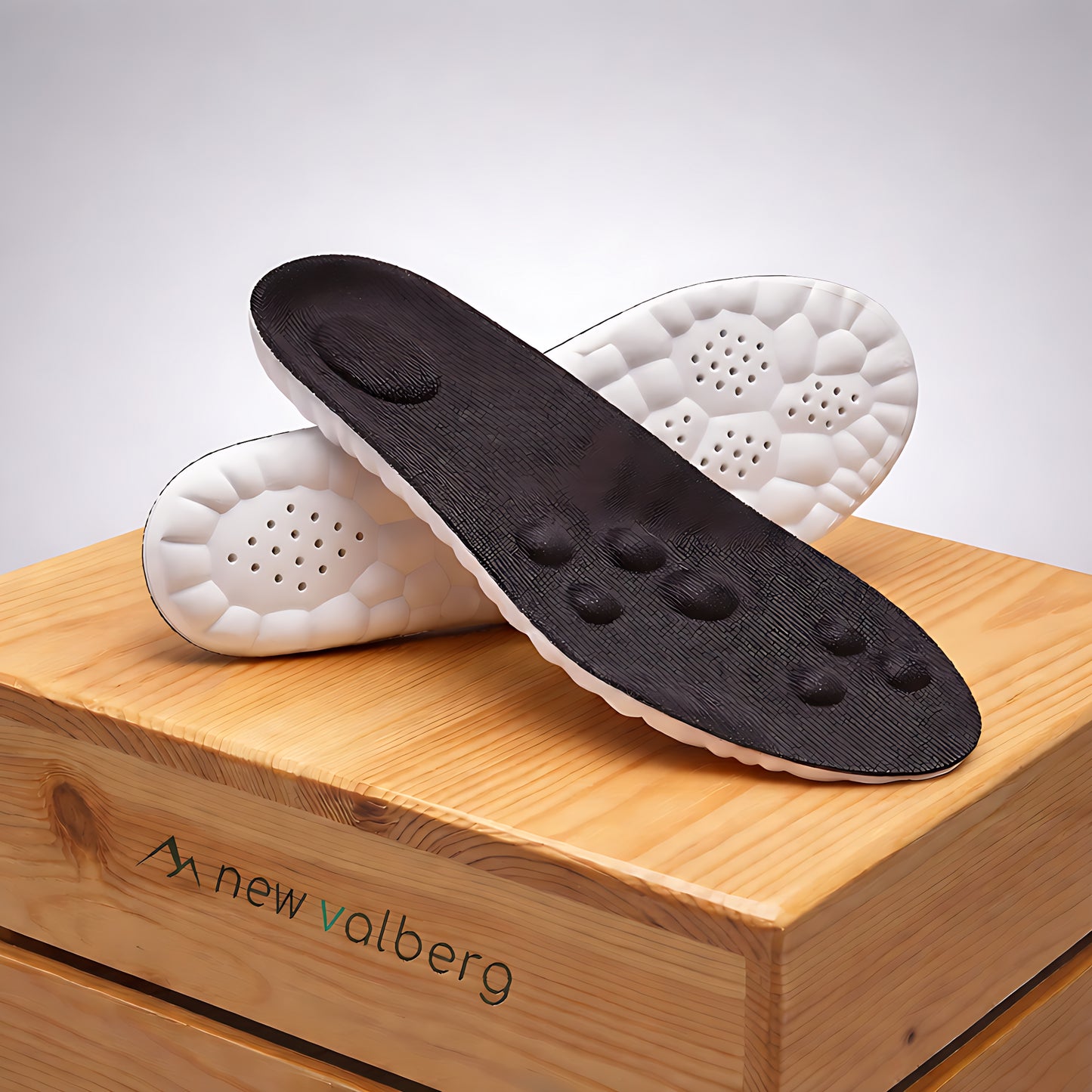 Eversoles Hiking Insoles: Shock Absorbing Inserts for All-Day Comfort